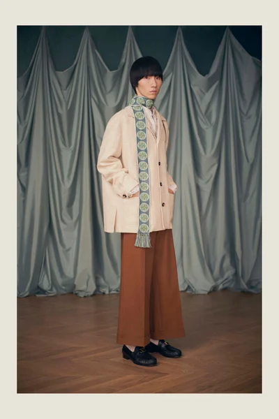 Look 26